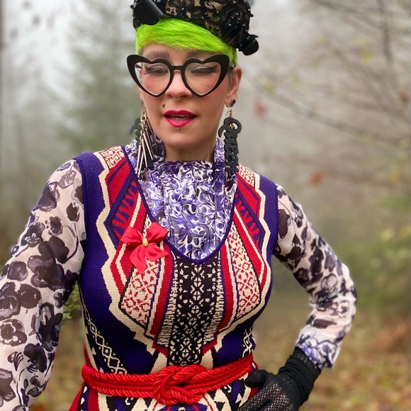 Big Red Bow Christmas Brooch Holiday Fashion - Picture 5 of 5